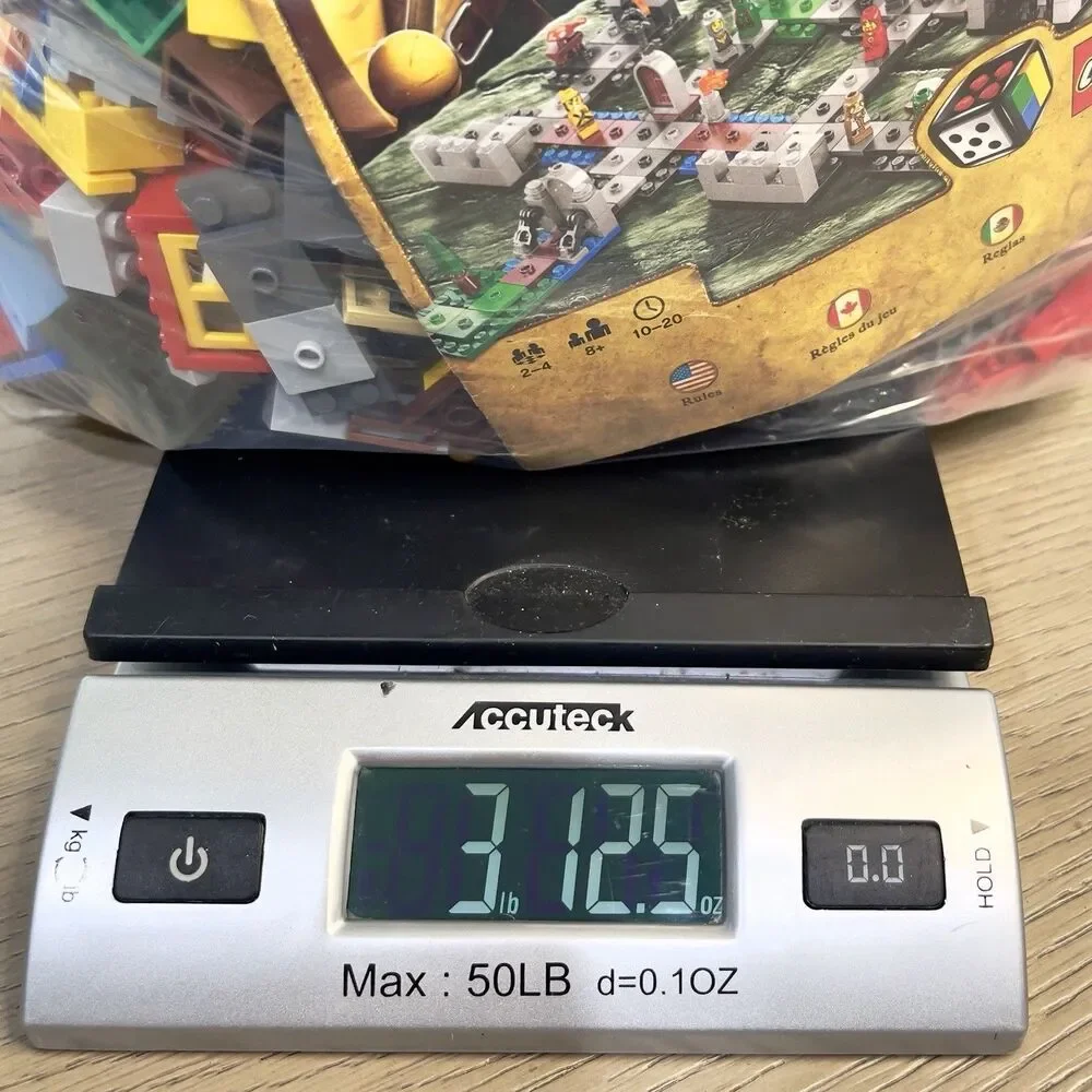 Giant LEGO Mixed Lot OVER 3 Lbs People Pieces Accessories Building 3 Lbs 12.2 Oz - Picture 11 of 12